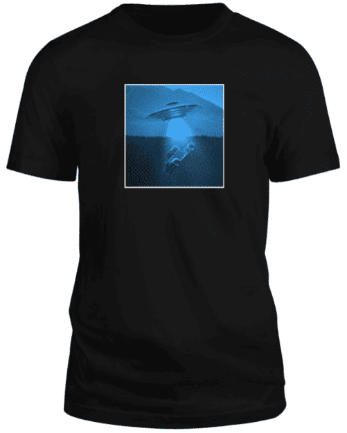 A black T-shirt with a UFO and a car design